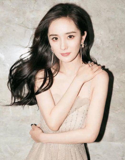 杨幂代言君乐宝奶粉广告大片