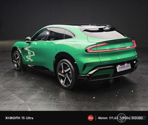 小米YU7登场：雷军的“反击战”与Model Y的硬刚对决