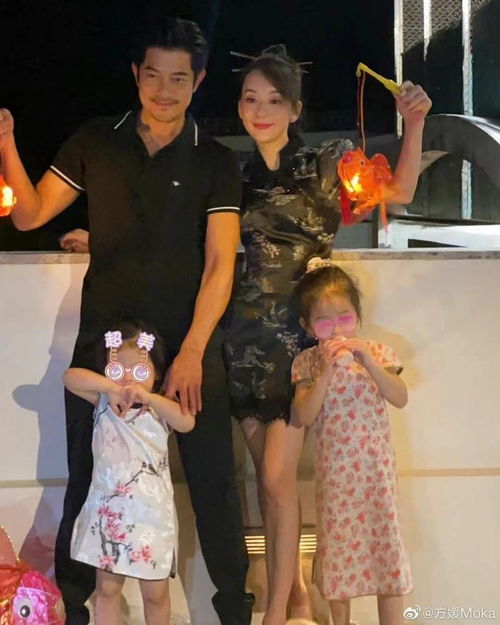 朱媛媛与女儿温馨合影