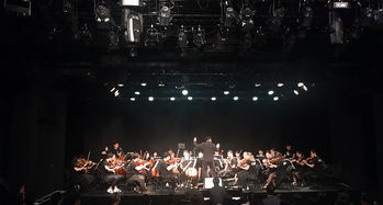 AI修复《义勇军进行曲》彩色版震撼发布，网友：这才是真正的国歌精神！