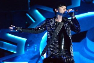 林俊杰演唱会突发意外，现场粉丝情绪失控？真相曝光令人揪心