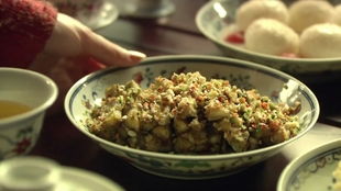 刘姥姥品尝茄鲞