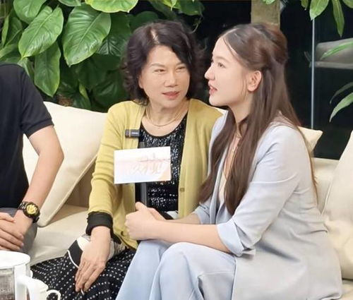 董明珠与孟羽童直播合体，格力的棋局到底要怎么走？