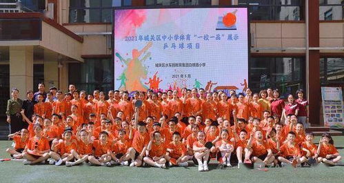 两位不同国家的准妈妈展现了不同的坚强