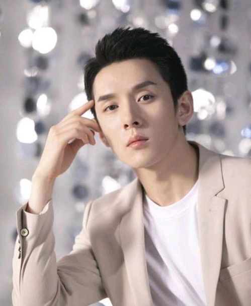 李佳琦直播间推荐产品画面