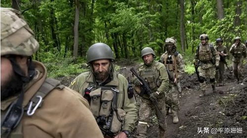 乌军指挥中心作战室