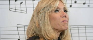 马克龙护妻怒斥谣言！第一夫人布丽吉特被传“变性人”引总统罕见发声