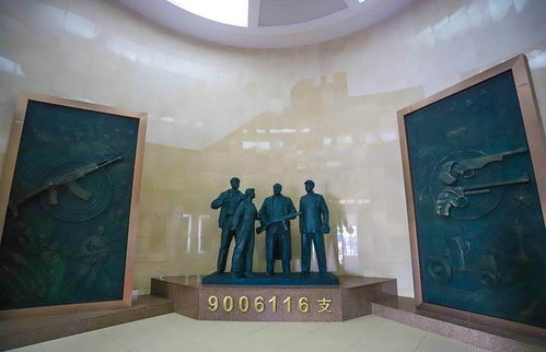 四川复刻版“泰坦尼克号”开建11年仍未完工，投资人坚称项目必重启｜背后真相全揭秘