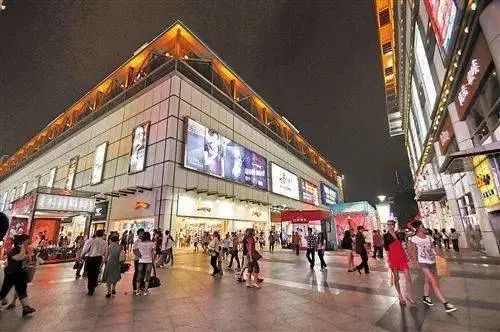 南宁朝阳商圈打卡墙