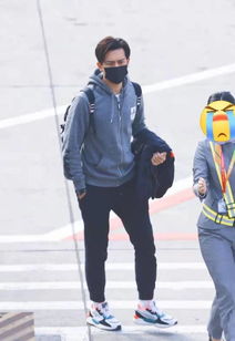 AI团队会议场景