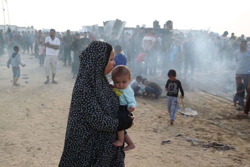 加沙地带被轰炸后的废墟景象