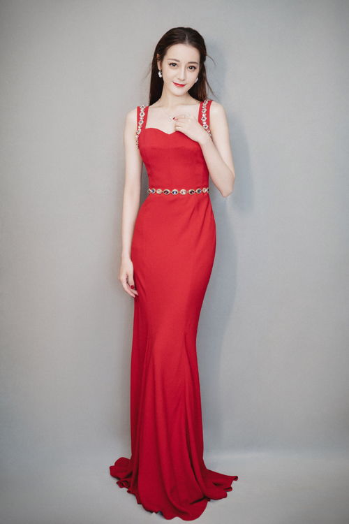 姚安娜在跨年晚会上的造型