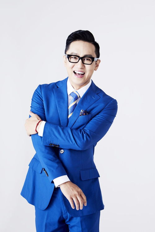 程成在节目中主持画面