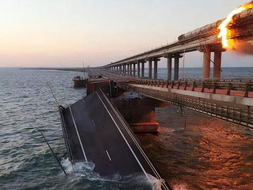 克里米亚大桥受损现场