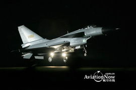 夜空下的空中对决：歼-10C、歼-16夜间对抗训练全记录