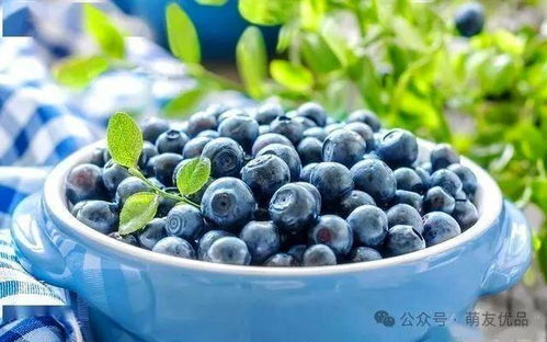 发霉蓝莓被挂上二手平台售卖