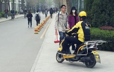 95后脑瘫女孩送外卖7年，杭州街头的她用汗水书写坚强人生