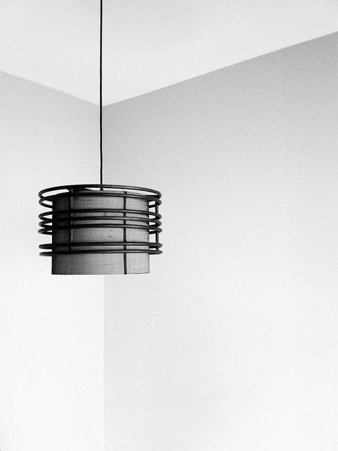 极简风格平板支架展示图