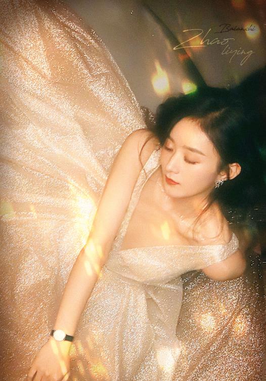 杨幂与赵丽颖早年同框照