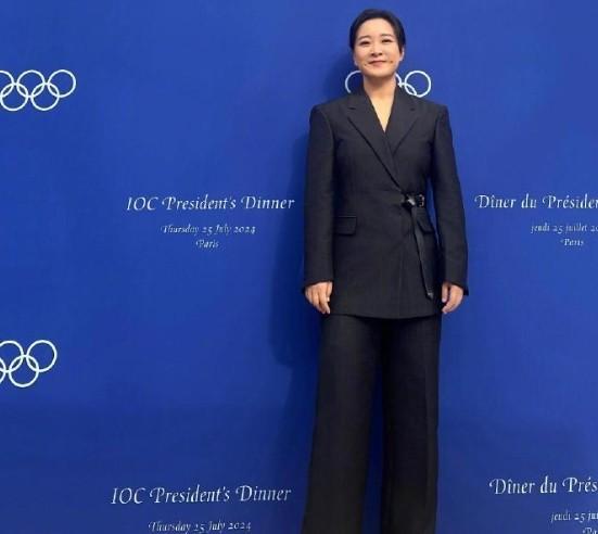 贾玲参加国际活动