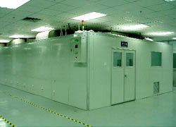 工厂内部设备老化严重