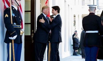 特朗普罕见发飙怒批普京“疯狂玩火”，背后真相竟出乎意料？