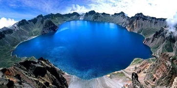 天池自然岩石反光现象