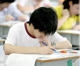 好教育不该让学生“拉不出屎”｜当课堂规则碾压生理需求，我们该反思什么？