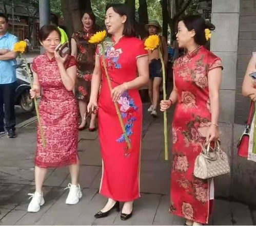 冯小刚徐帆养女徐朵高中毕业，19岁少女成长故事曝光！
