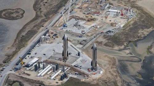 星舰火箭在发射台上准备起飞