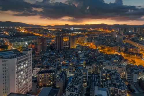 印度GDP超日本成全球第四？真相背后的数据博弈与中东无人驾驶新战场