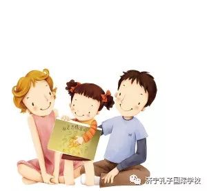 母子开心聊天场景