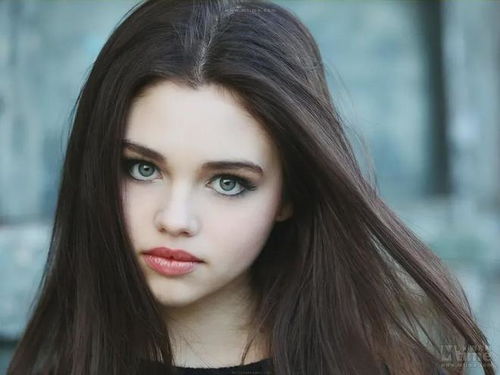 车银优与英迪娅·埃斯利疑似约会照片