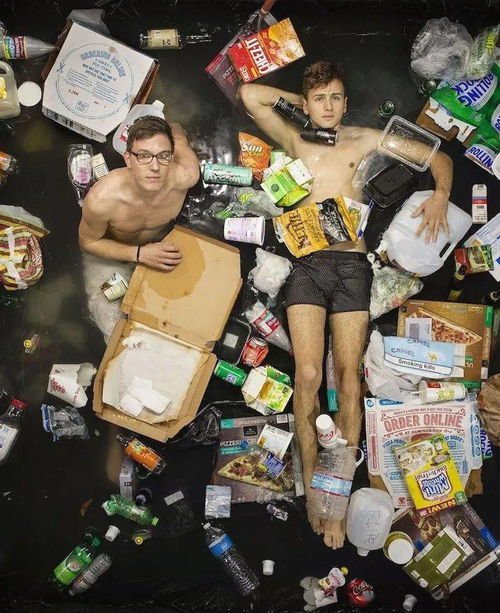 大妈常年打鼓扰民，邻里苦不堪言！多方回应引热议