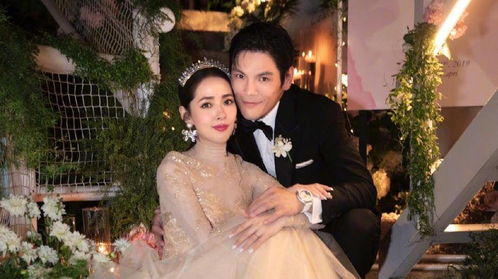 向佐深夜发文深情告白郭碧婷，网友：这才是爱情的模样