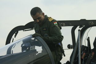 印度航母甲板战机排列