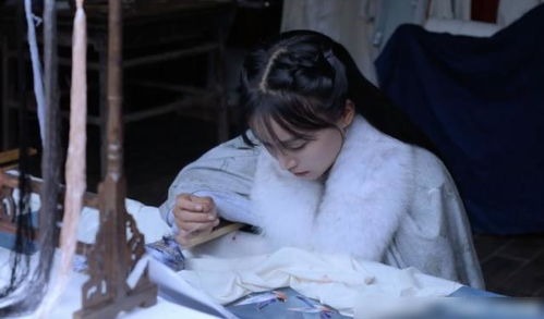 李子柒在非遗节上与观众分享传统技艺的魅力