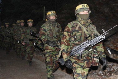 一个月内第二次！韩军称士兵擦枪走火，子弹射向北方