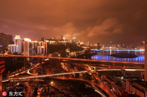 超越上海登顶全国消费第一城，这个西部城市凭什么？