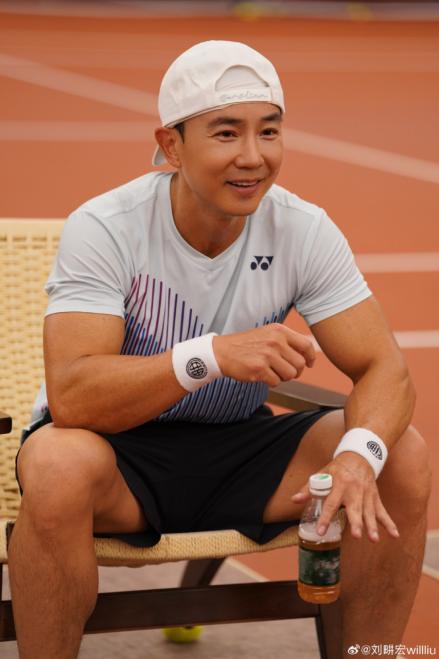 刘畊宏直播澄清强制清场事件