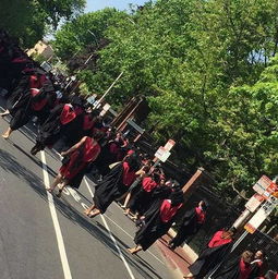 中国学生在哈佛毕业典礼上演讲