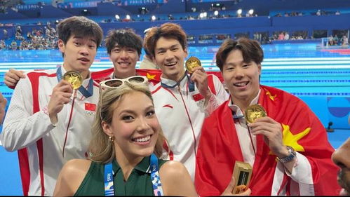 中国游泳队合影