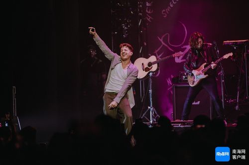 断眉袭榜《歌手2025》将唱两首歌？网友炸锅：这组合太绝了！