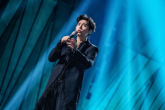 林志炫在歌手2025舞台