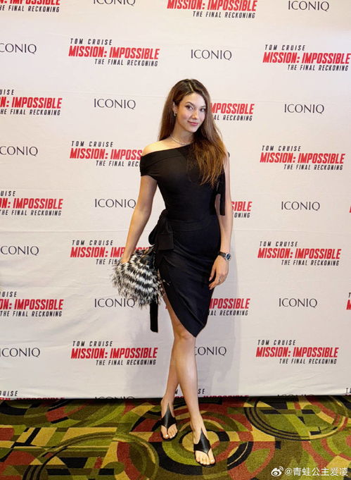 谷爱凌与汤姆·克鲁斯合影