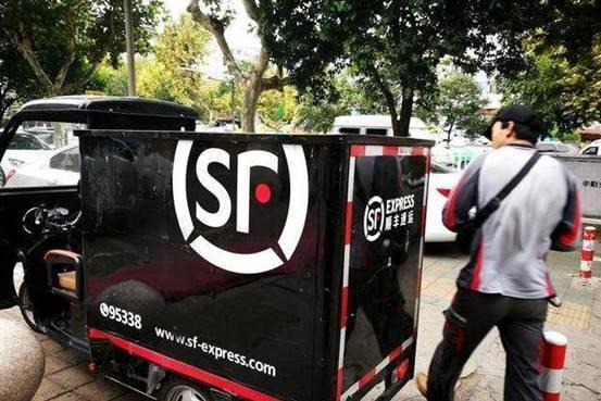 顺丰寄丢价值5万元手镯仅赔67元？网友炸锅！真相到底是什么？