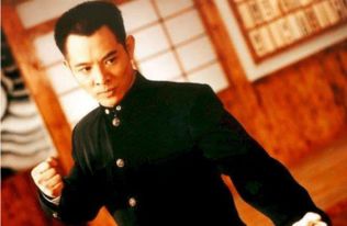 李连杰在家中与粉丝互动直播