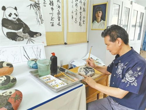 马刚在画室创作现场照片