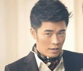 王勉陈赫后台合影照片