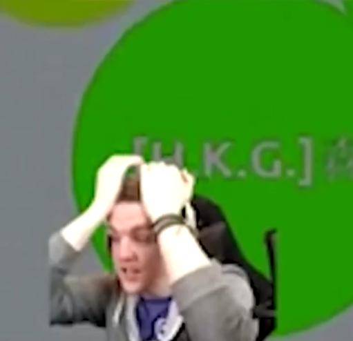 国外玩家讨论中国玩家防守战术的截图